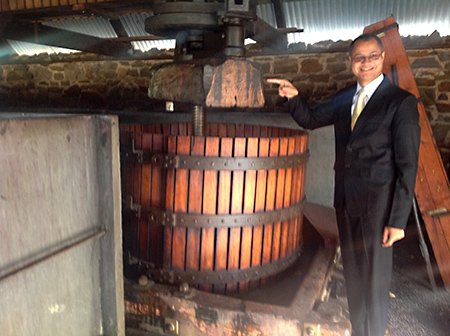 Basket press